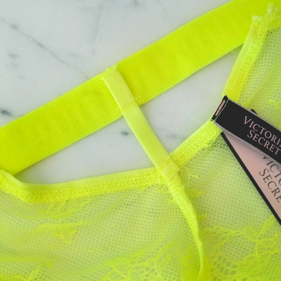 Victoria's Secret Very Sexy Lace Cheeky Panty Neon Logo Waistband Cutouts NWT - Picture 9 of 12